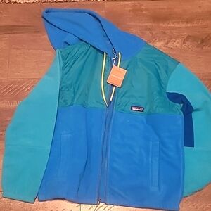 NWT patagonia Women's Microdini Fleece Hoody, large